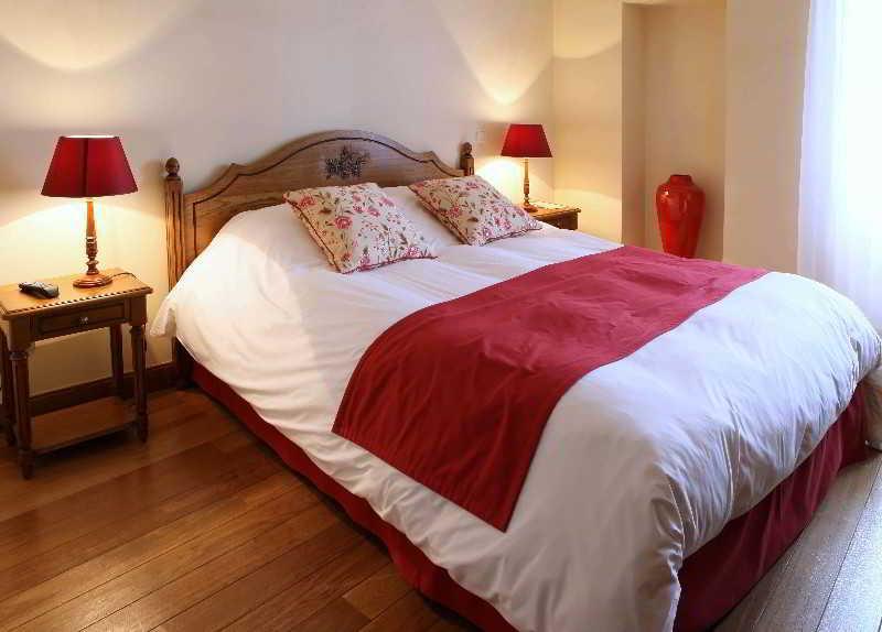 Domaine Saint-Roch Hotel Spa 萨勒祖伊特 外观 照片
